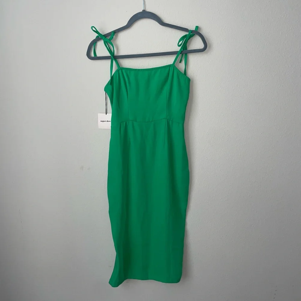 NWT Superdown Kendall Tie Strap Midi Dress Green - Picture 3 of 5